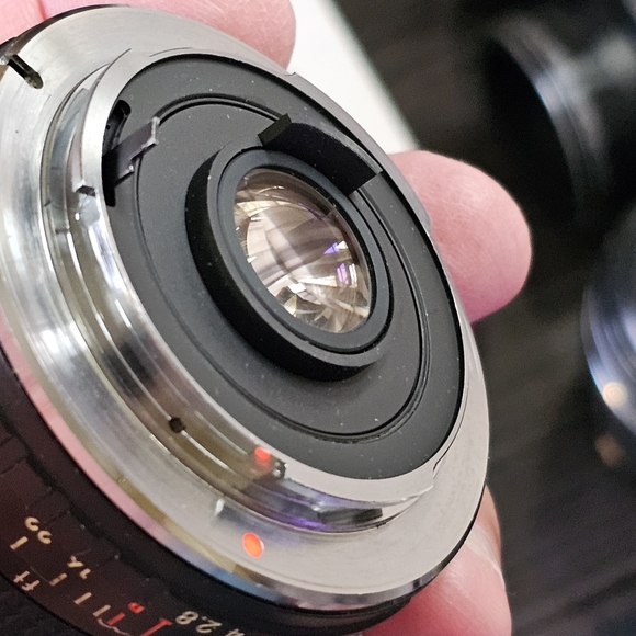 Photography Bundle- Lenses and gear - Picture 12 of 16